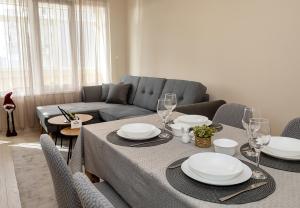 Bright One-Bedroom Flat with Balcony I Quiet Area by Flat Mаnаger