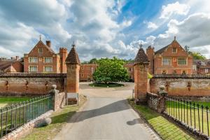 Wotton House