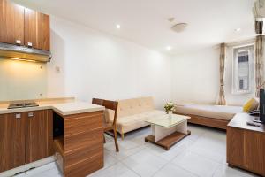 GALAXY Hotel & Apartment Near SECC