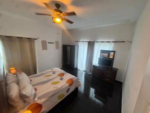 Modern 3-Bedroom Apartment with Pool