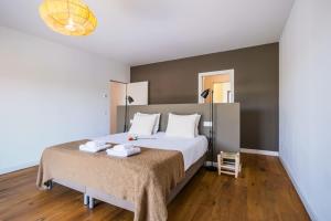 Casa Luminosa by Portugal Portfolio