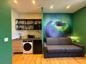 Apple suite - studio Lyon