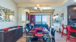 Las Palomas 1 BR 1BA Cortez 605