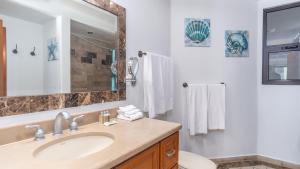 Las Palomas Phase I Topaz 302 1BR 1BA Oceanview Unit