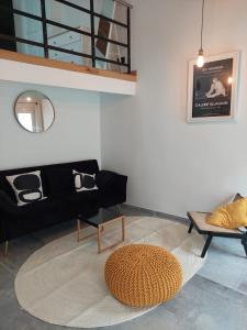 Grand loft rénové - Coeur du village médiéval - EQ