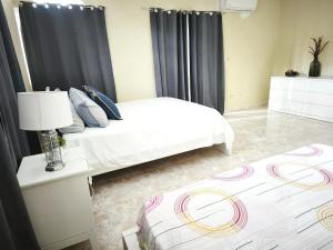 3BR Villa Newly Renovated-5 min to Playa Dorada H1