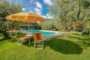 Historic Apartment With Swimming Pool Near Lucca