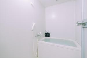 Minimalist Loft 9 Namba Compact Studio and Gym MA93