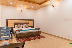 Exotic Stays Kasauli I The Himalayan Edge I Serviced Apartments I Pvt Balcony I Peaceful Area I Family Accomodation I Kasauli