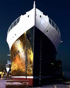 EMBRUN Appartement climatisé cosy 2 chambres au 1er étage pour 4 personnes au Barcarès