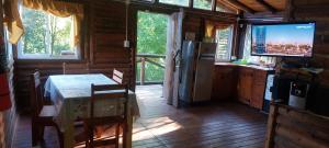 cabaña en el bosque