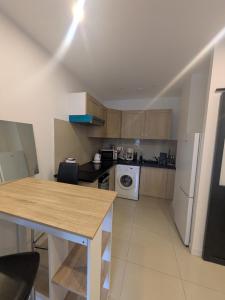 Studio avec terrasse