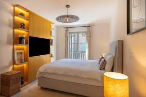 AC Apartment with 1 Bedroom for 4 Guests - Place des lices of Saint-Tropez