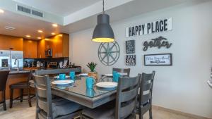 Las Palomas 2 BR 2BA Cortez 1204