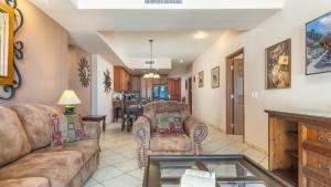 Las Palomas 3 BR 2 BA Topaz