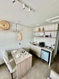 Lofts 415 e 417 Completos em Livin Home Resort ao lado do Ramblas