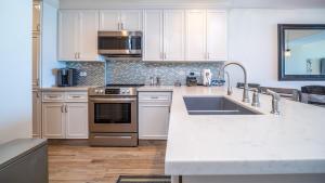 Las Palomas Diamante 405 2 BR 2 BA