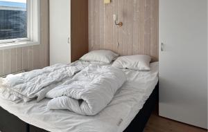 Lovely Home In Hadsund With Sauna