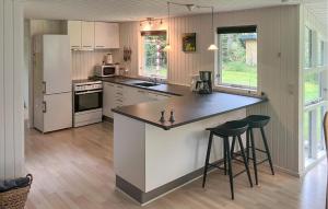 3 Bedroom Awesome Home In Højslev