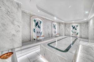 ,Ultra Luxury Holiday Apt in the Heart of the City