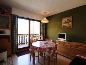 Studio cabine coquet 3 couchages au pied des pistes dAuris en Oisans - FR-1-297-24