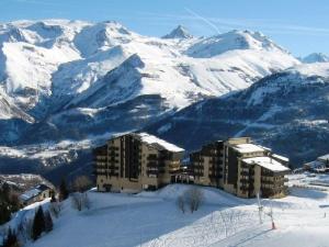 Studio cabine coquet 3 couchages au pied des pistes dAuris en Oisans - FR-1-297-24
