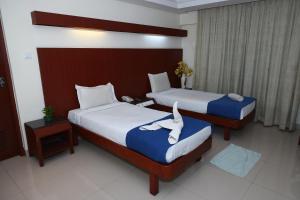 Dhanunjayas Luxury Hotel