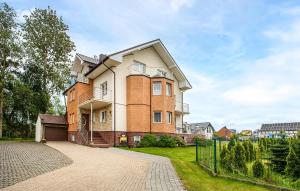 Stunning Apartment In Jastrzebia Gora With Sauna