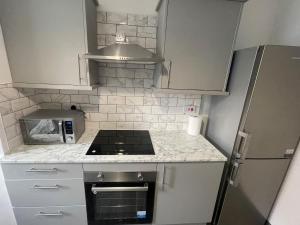 Modern & Spacious Monthly Rental Room