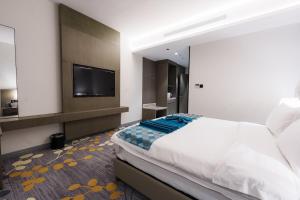 فندق الودق البيعة