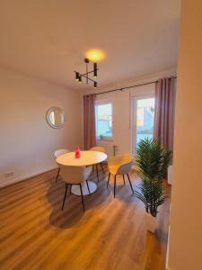 Heinsberg City Apartment - Stil trifft Farbe!