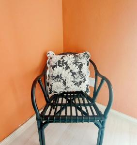 The City Shine by Plaza Nueva