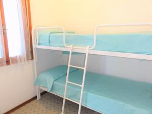 Nice flat with pool-Beahost