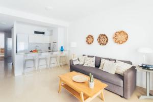 El Charco - Terrace Central 2 Bedroom Apartment