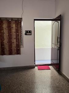 1BHK in Hassan - Wi-Fi, Kitchen, Workspace,Balcony
