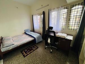 1BHK in Hassan - Wi-Fi, Kitchen, Workspace,Balcony