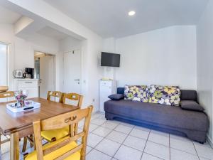 Apartment Damir-3 by Interhome