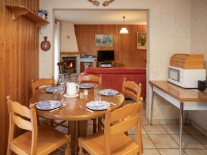 Apartment Roc Lyv by Interhome