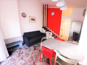 Comfy villa with garden