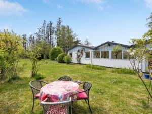 Holiday Home Lenard - 400m from the sea by Interhome
