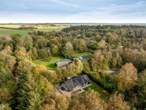 Holiday Home Eisa - 300m to the fjord by Interhome