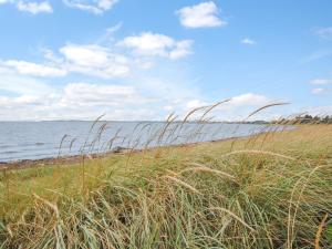 Holiday Home Eisa - 300m to the fjord by Interhome