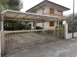 Apartment in a shared villa with garden