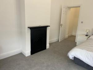 Llangollen - House - Sleeps 8- Garden