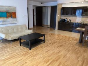 Platinum Towers Apartment A family place