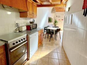 Casa São Sebastião - Casas BemHaja