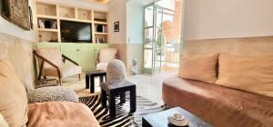 Riad Birdy, Charmant et privatif, Piscine, Rooftop, 6 suites, 2 salons, Wifi