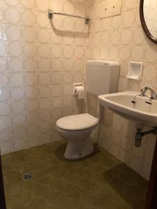 Peaceful villa with outdoor fireplace