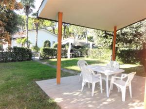 Villa two steps from the beach