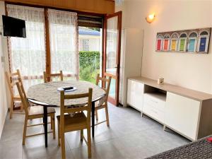 Bibione modern flat with outdoor space